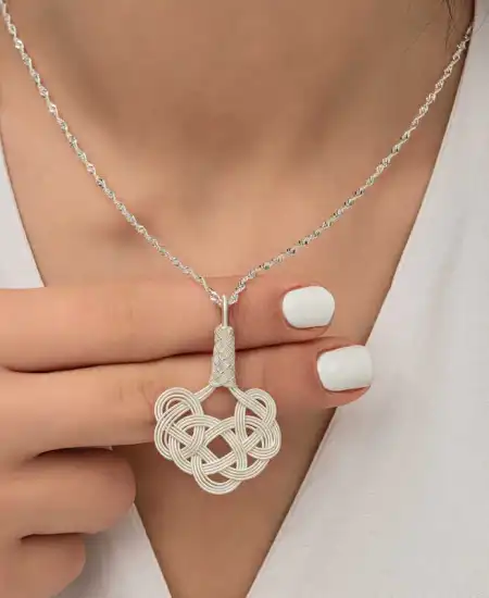 Gümüş Kazaziye Örgü Kadın Kolye