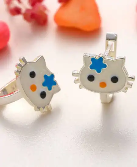 Gümüş Kedi Çocuk Küpesi