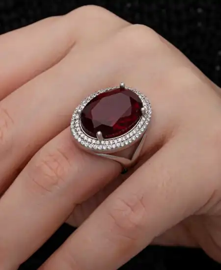 Gümüş Kırmızı Oval Taşlı Kadın Yüzük