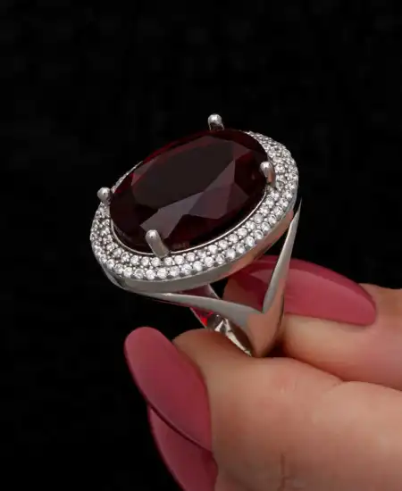 Gümüş Kırmızı Oval Taşlı Kadın Yüzük