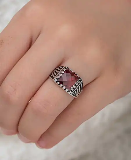 Gümüş Kırmızı Zirkon Taşlı Çocuk Erkek Yüzük