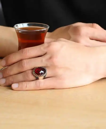 Gümüş Kırmızı Zirkon Taşlı Erkek Yüzük