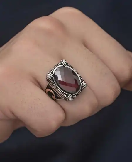 Gümüş Kırmızı Zirkon Taşlı Erkek Yüzük