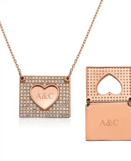 Gümüş Kişiye Özel Kalpli Bayan Kolye