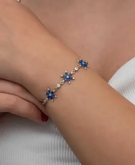 Gümüş Lacivert Lotus Çiçeği Kadın Bileklik