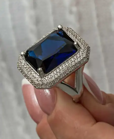 Gümüş Lacivert Zirkon Taşlı Kadın Yüzük