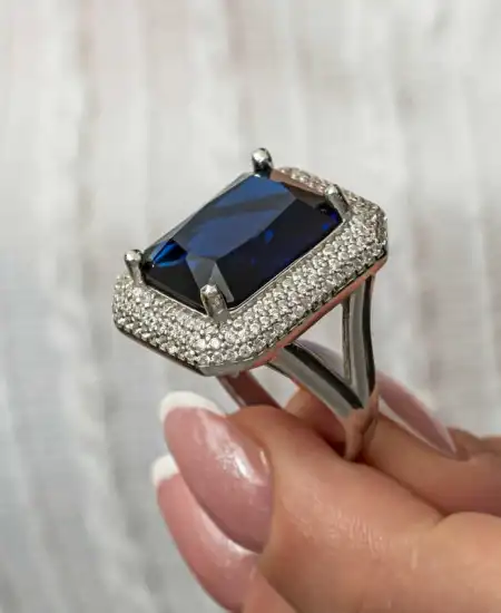 Gümüş Lacivert Zirkon Taşlı Kadın Yüzük