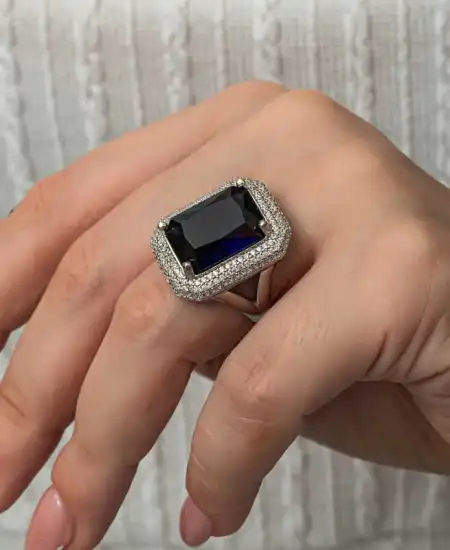 Gümüş Lacivert Zirkon Taşlı Kadın Yüzük