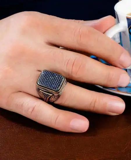 Gümüş Lacivert Zirkon Taşlı Kare Erkek Yüzük