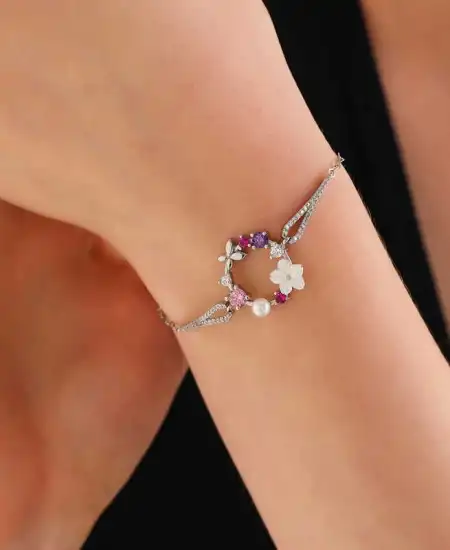 Gümüş Manolya Çiçeği Kelebek Kadın Bileklik