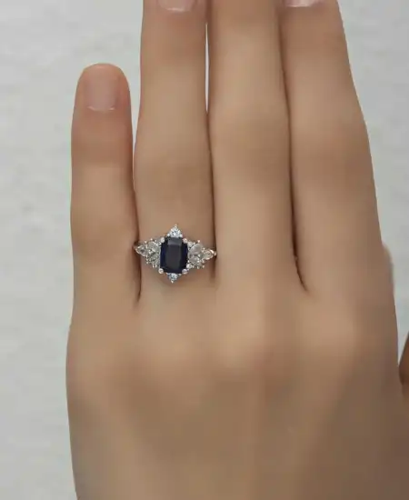 Gümüş Mavi Baget Taşlı Kadın Yüzük