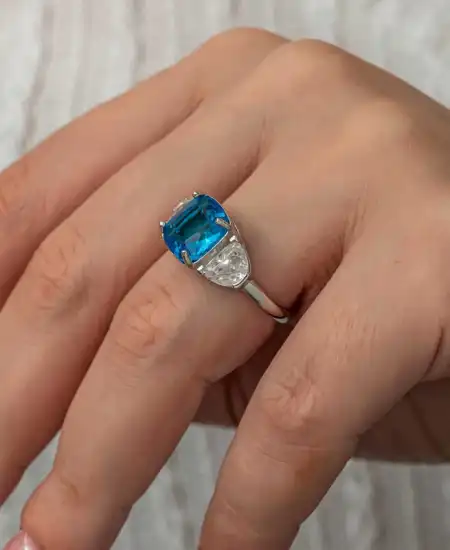 Gümüş Mavi Zirkon Taşlı Kadın Yüzük