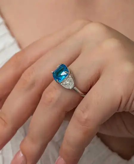 Gümüş Mavi Zirkon Taşlı Kadın Yüzük