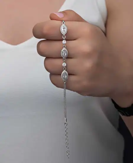 Gümüş Mekik Zirkon Taşlı Kadın Bileklik