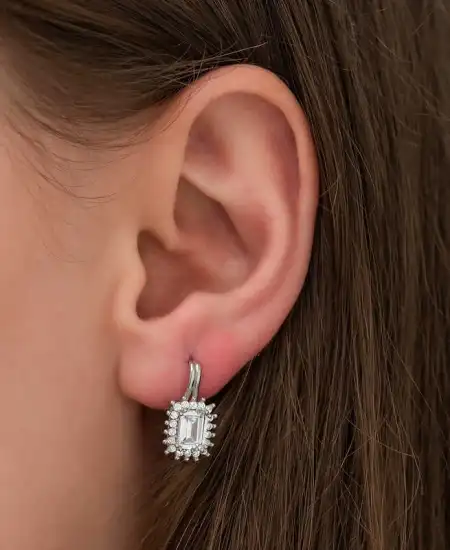 Gümüş Mengeçli Zümrüt Kesim Küpe