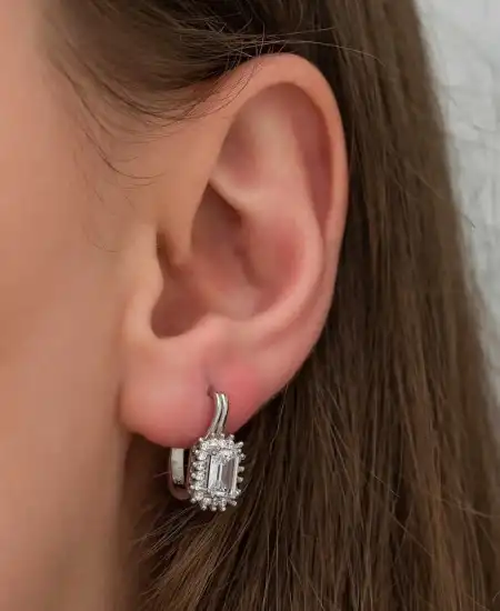 Gümüş Mengeçli Zümrüt Kesim Küpe