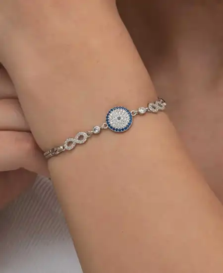 Gümüş Nazarlı Sonsuzluk Kadın Bileklik