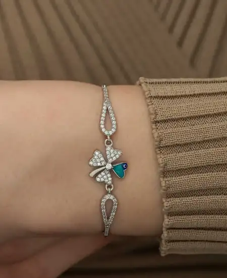 Gümüş Nazarlı Yonca Bileklik