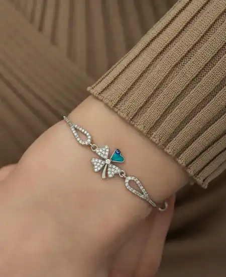 Gümüş Nazarlı Yonca Bileklik