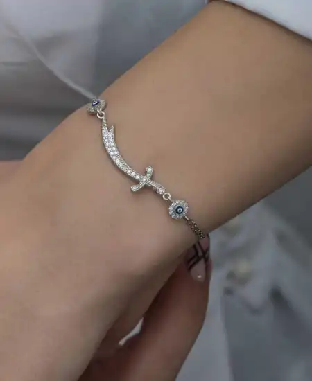 Gümüş Nazarlı Zülfikar Kılıcı Kadın Bileklik