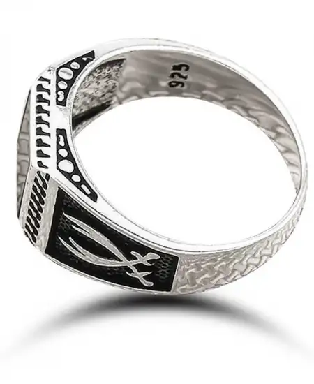 Gümüş Oniks Taşlı Kılıç Erkek Yüzük