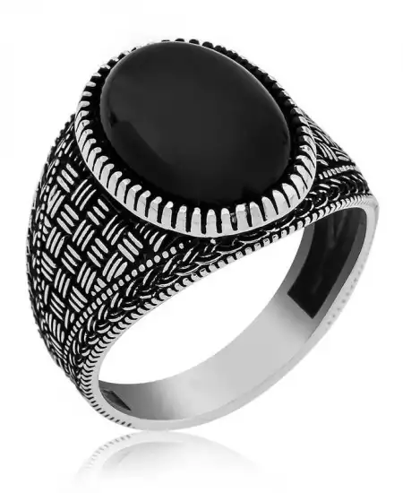 Gümüş Oniks Taşlı Örgü Desenli Erkek Yüzük