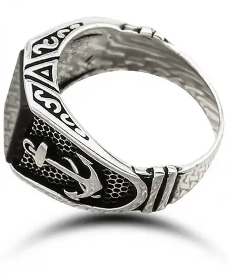 Gümüş Oniks Taşlı Tuğra Erkek Yüzük