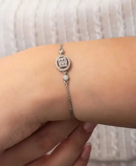 Gümüş Oval Baget Taşlı Kadın Bileklik