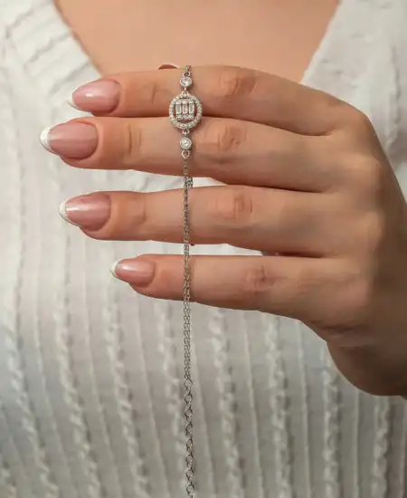 Gümüş Oval Baget Taşlı Kadın Bileklik