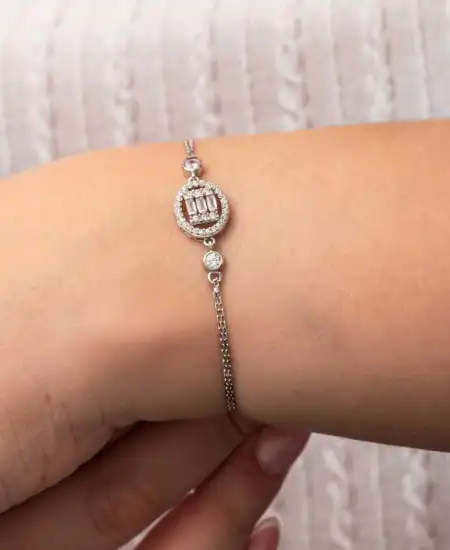 Gümüş Oval Baget Taşlı Kadın Bileklik