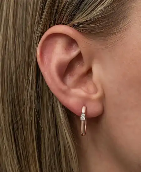 Gümüş Oval Damla Taşlı Kadın Küpe