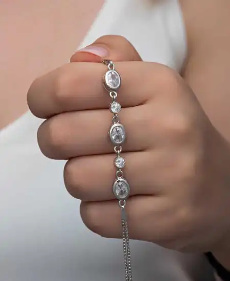 Gümüş Oval Taşlı Kadın Bileklik