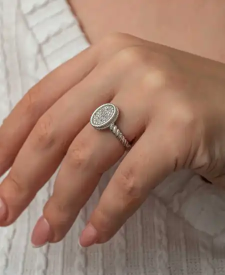 Gümüş Oval Zirkon Taşlı Kadın Yüzük