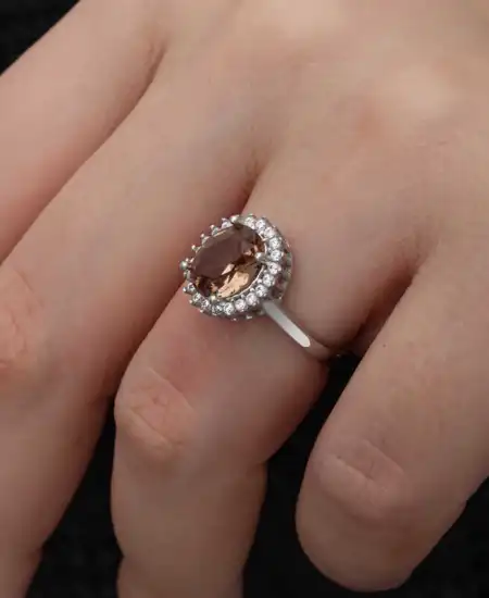 Gümüş Oval Zultanit Taşlı Kadın Yüzük