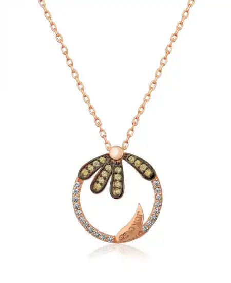 Gümüş Papatya seviyor Kolye