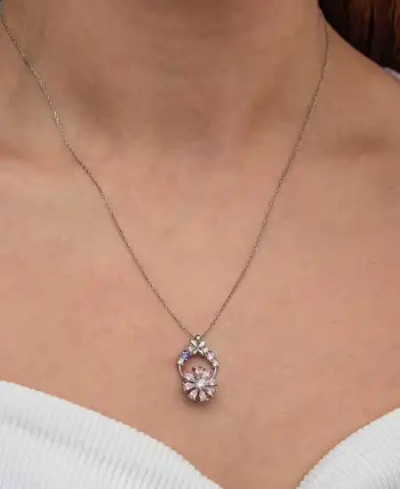 Gümüş Pembe Dönen Çiçek Kadın Kolye