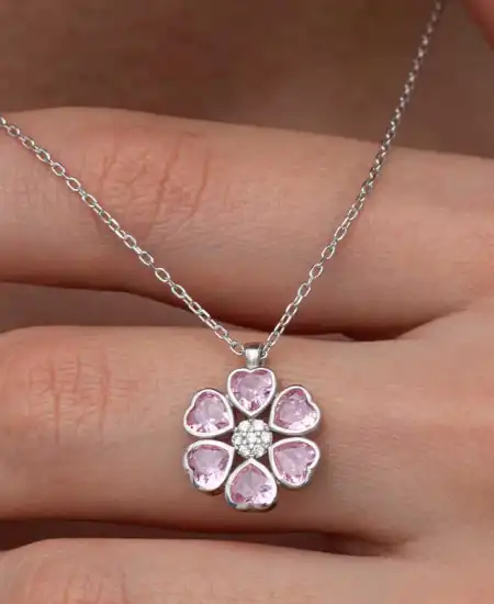 Gümüş Pembe Kalpli Çiçek Kadın Kolye