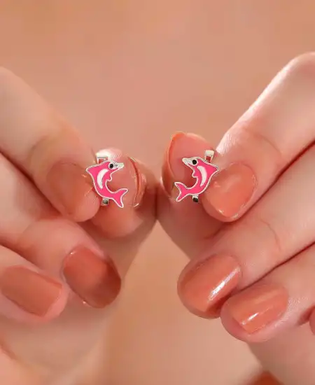 Gümüş Pembe Yunus Balığı Çocuk Küpesi