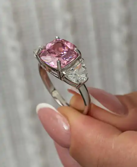 Gümüş Pembe Zirkon Taşlı Kadın Yüzük