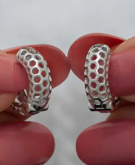 Gümüş Petek Desenli Halka Kadın Küpe