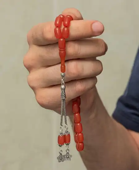 Gümüş Püsküllü Kapsül Kesim Sıkma Kehribar Tesbih