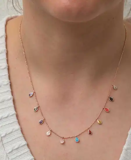 Gümüş Renkli Damla Taşlı Şans Kadın Kolye