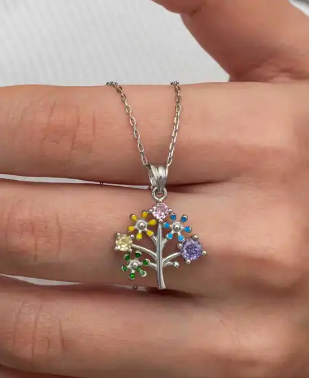 Gümüş Renkli Hayat Ağacı Kadın Kolye