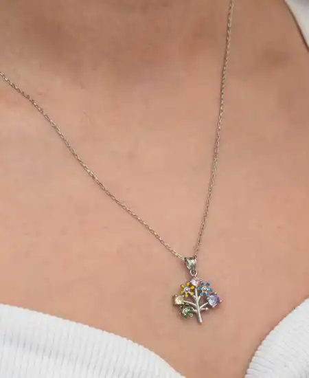 Gümüş Renkli Hayat Ağacı Kadın Kolye