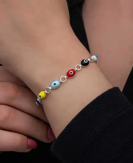 Gümüş Renkli Nazar Mineli Kadın Bileklik