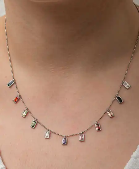 Gümüş Renkli Taşlı Şans Kadın Kolye