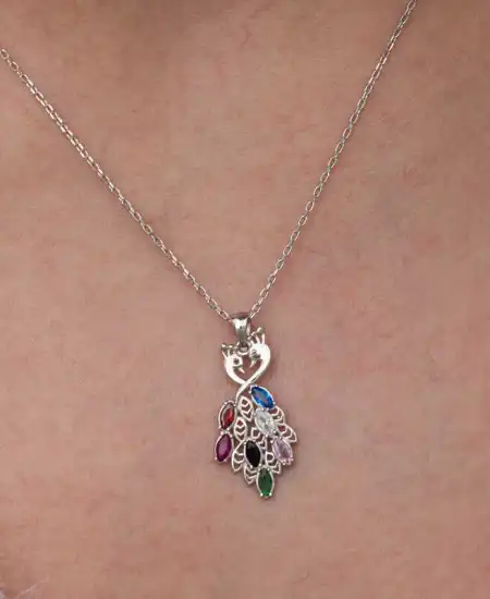 Gümüş Renkli Taşlı Tavus Kuşu Kadın Kolye