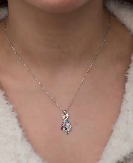 Gümüş Renkli Taşlı Tavus Kuşu Kadın Kolye