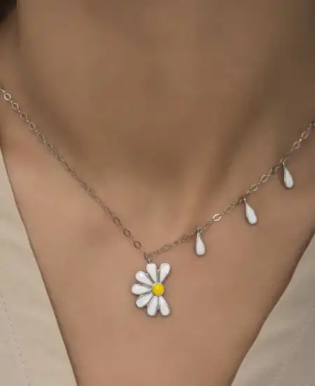 Gümüş Rodyum Papatya Seviyor Sevmiyor Bayan Kolye