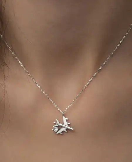 Gümüş Rodyum Tek Taşlı Uçak Kadın Kolye